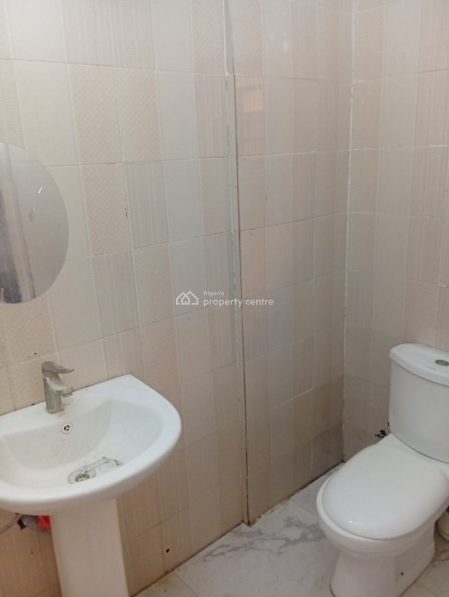 a Self Serviced 2 Bedroom Flat, Lekki Phase 1, Lekki, Lagos, Flat / Apartment for Rent