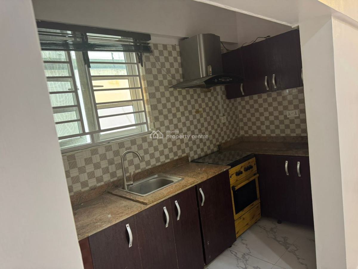 a Self Serviced 2 Bedroom Flat, Lekki Phase 1, Lekki, Lagos, Flat / Apartment for Rent