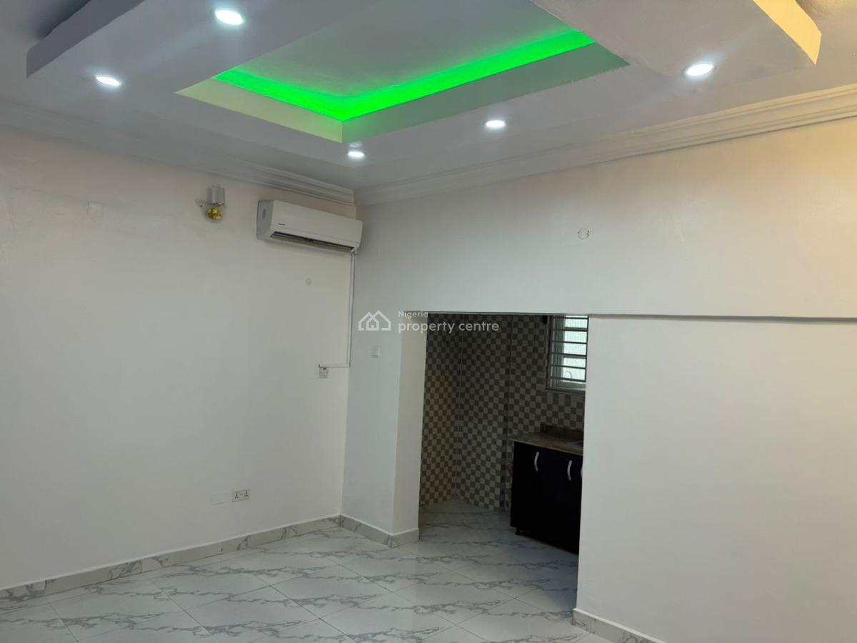 a Self Serviced 2 Bedroom Flat, Lekki Phase 1, Lekki, Lagos, Flat / Apartment for Rent