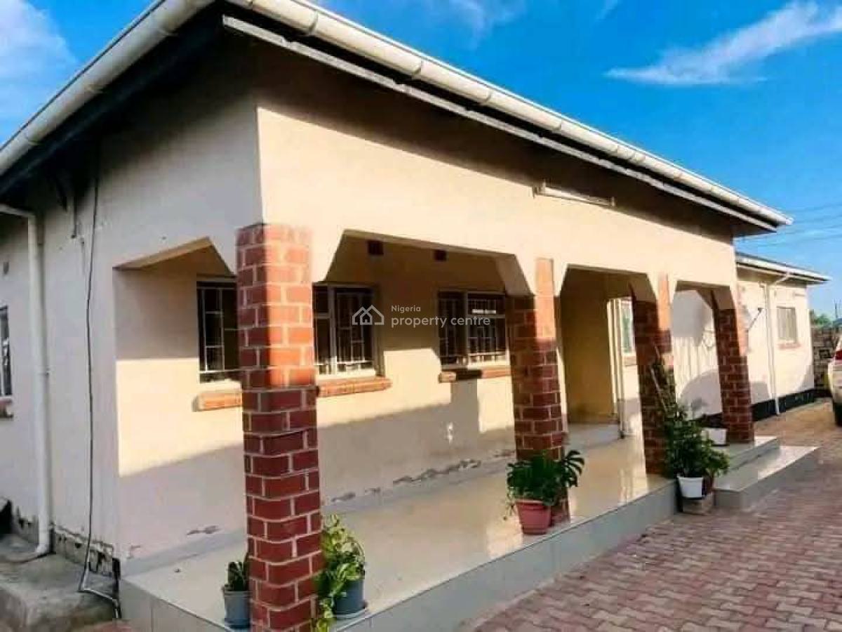 4 Bedrooms Detached Bungalow, Ikorodu, Lagos, Detached Bungalow for Sale