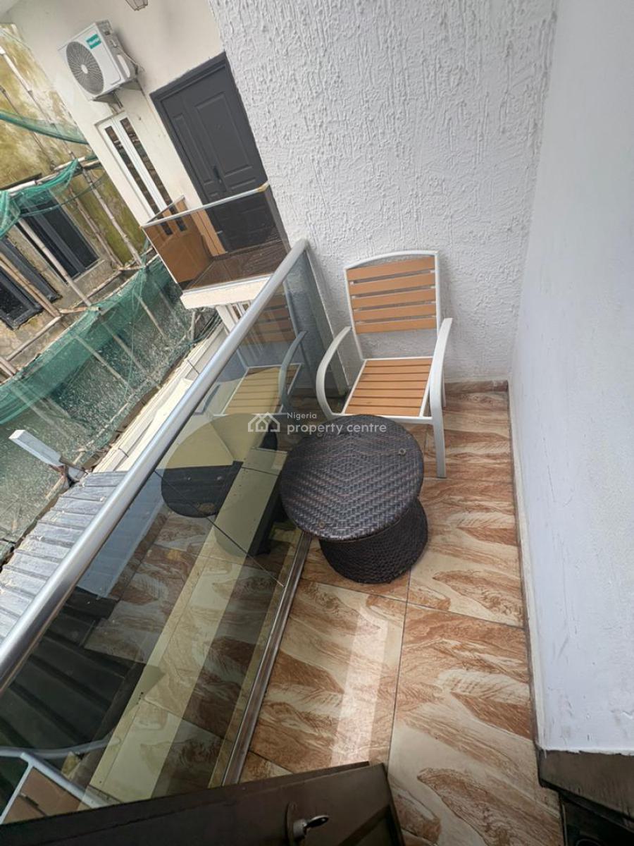 Luxury Ensuit 2 Bedroom Spacious Apt Upstairs with Swimming Pool/gym, in a Secured Est Orchid Road., Lekki, Lagos, Flat / Apartment for Rent