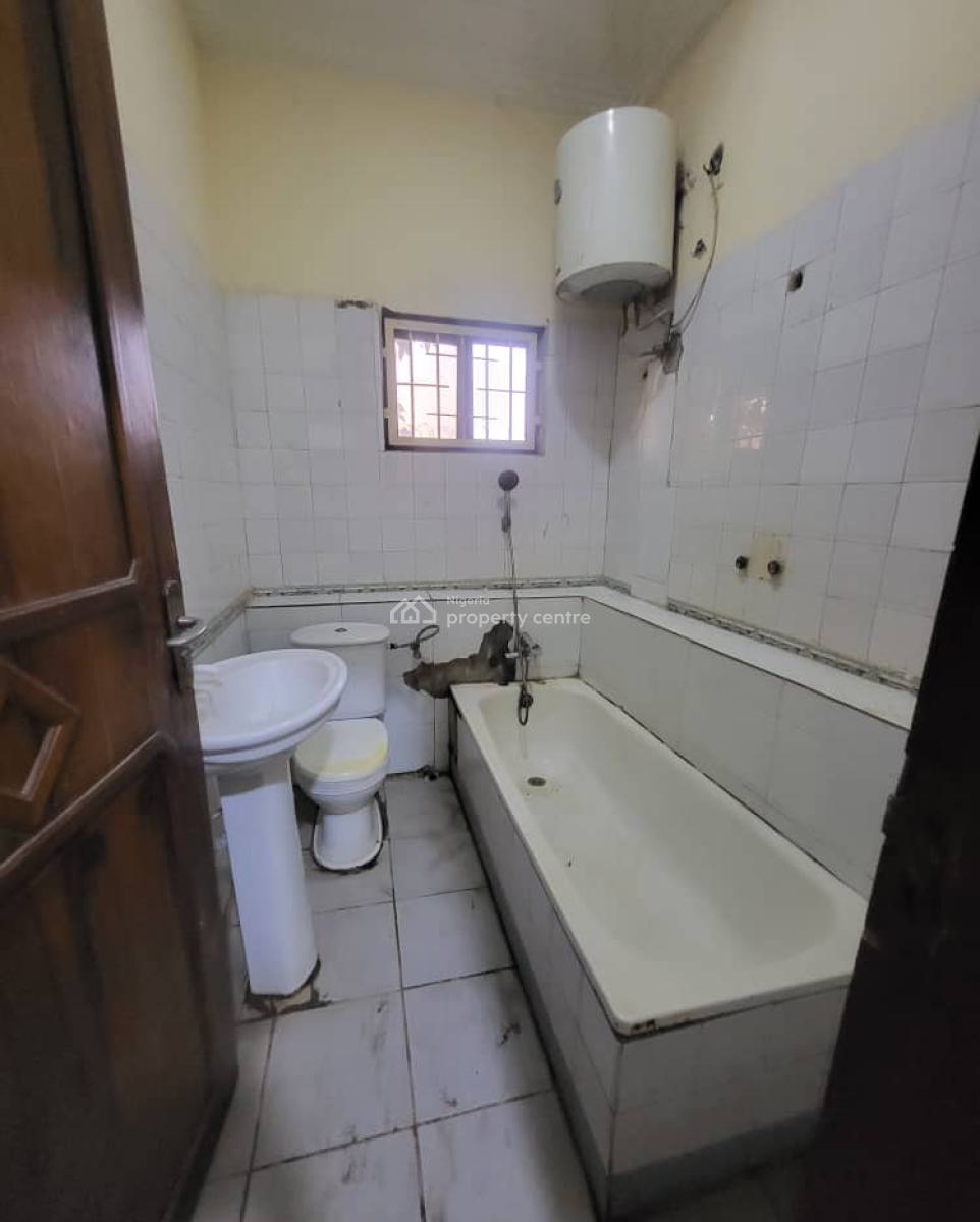 Sharp 2bedroom Flat  G Floor*, By Grand Pela Hotel, Durumi, Abuja, Flat / Apartment for Rent