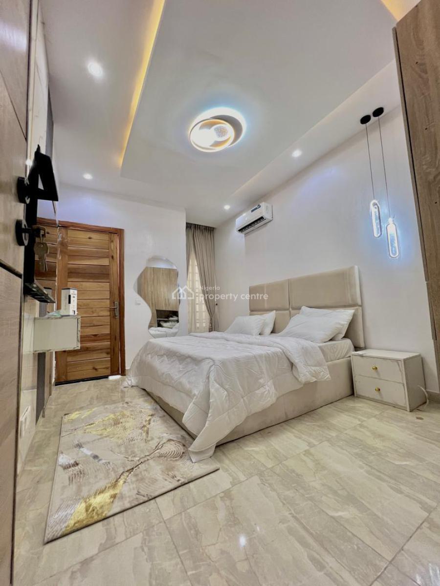 3bedroom Apartment with Ps5 and Swimming Pool, Freedom Way, Lekki Phase 1, Lekki, Lagos, Flat / Apartment Short Let
