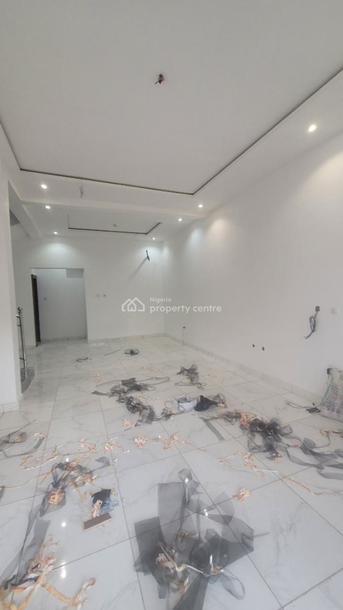 *massive Brand New 4bedroom with Bq Tarred Road*, By American International School, Durumi, Abuja, Terraced Duplex for Rent