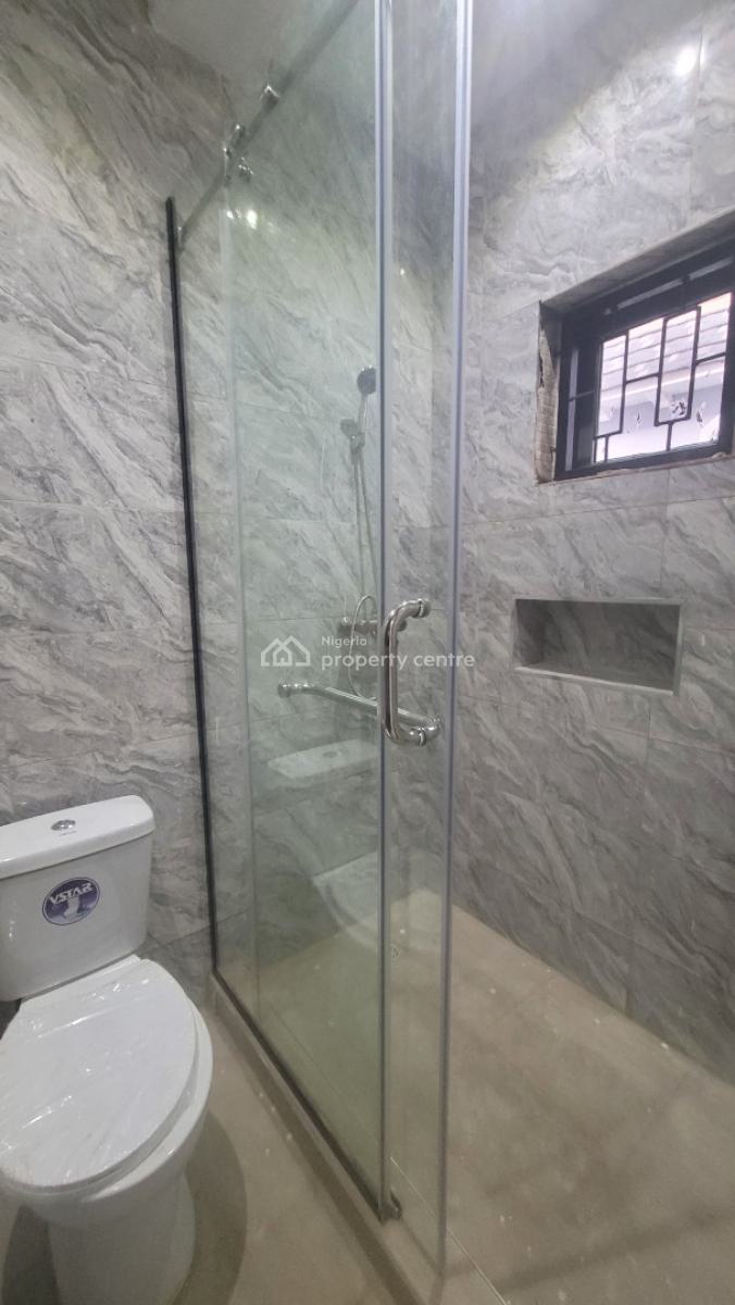 *massive Brand New 4bedroom with Bq Tarred Road*, By American International School, Durumi, Abuja, Terraced Duplex for Rent