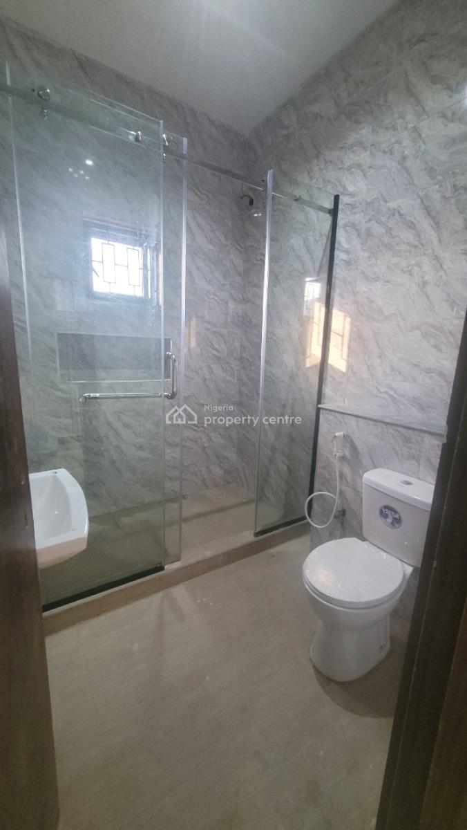 *massive Brand New 4bedroom with Bq Tarred Road*, By American International School, Durumi, Abuja, Terraced Duplex for Rent
