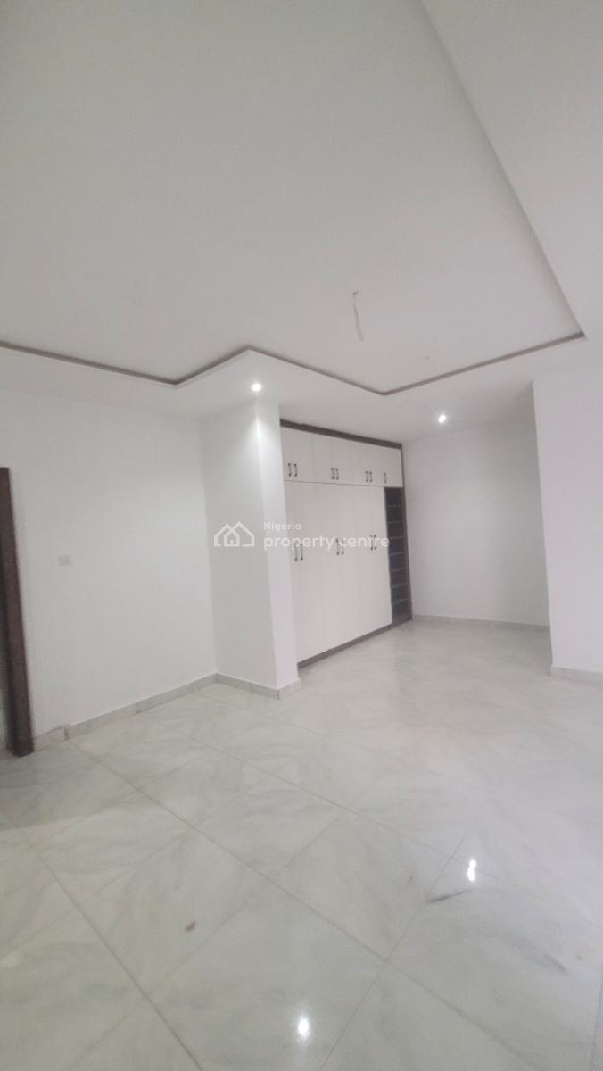 *massive Brand New 4bedroom with Bq Tarred Road*, By American International School, Durumi, Abuja, Terraced Duplex for Rent