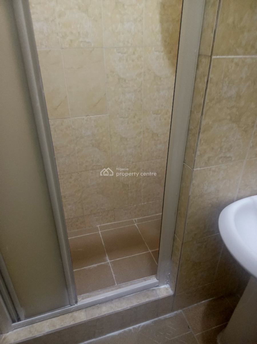 2 Bedroom Apartment, Off Palace Road, Oniru, Victoria Island (vi), Lagos, Flat / Apartment for Rent
