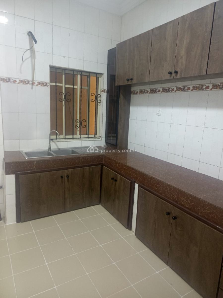 2 Bedroom Apartment, Off Palace Road, Oniru, Victoria Island (vi), Lagos, Flat / Apartment for Rent