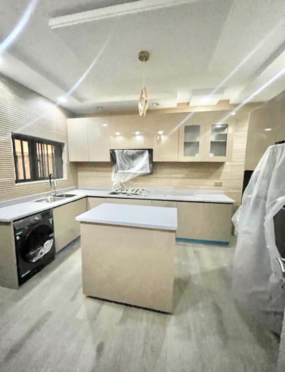 Exquisite 4bedroom Terrace Duplex, Lekki Phase 1, Lekki Phase 1, Lekki, Lagos, Terraced Duplex for Rent