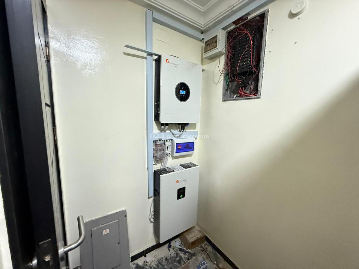Three Bedroom with Bq, Lekki Phase 1, Lekki, Lagos, Flat / Apartment for Rent