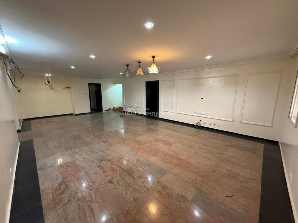 Three Bedroom with Bq, Lekki Phase 1, Lekki, Lagos, Flat / Apartment for Rent