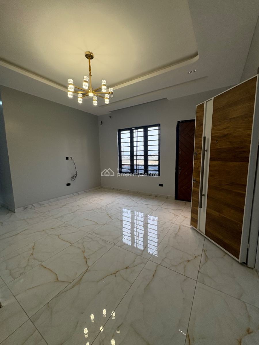 2bedroom Apartment, Lekki Phase 1 Axis, Lekki Phase 1, Lekki, Lagos, Block of Flats for Sale