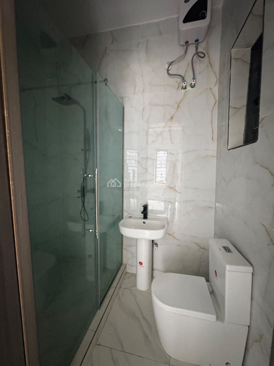 2bedroom Apartment, Lekki Phase 1 Axis, Lekki Phase 1, Lekki, Lagos, Block of Flats for Sale