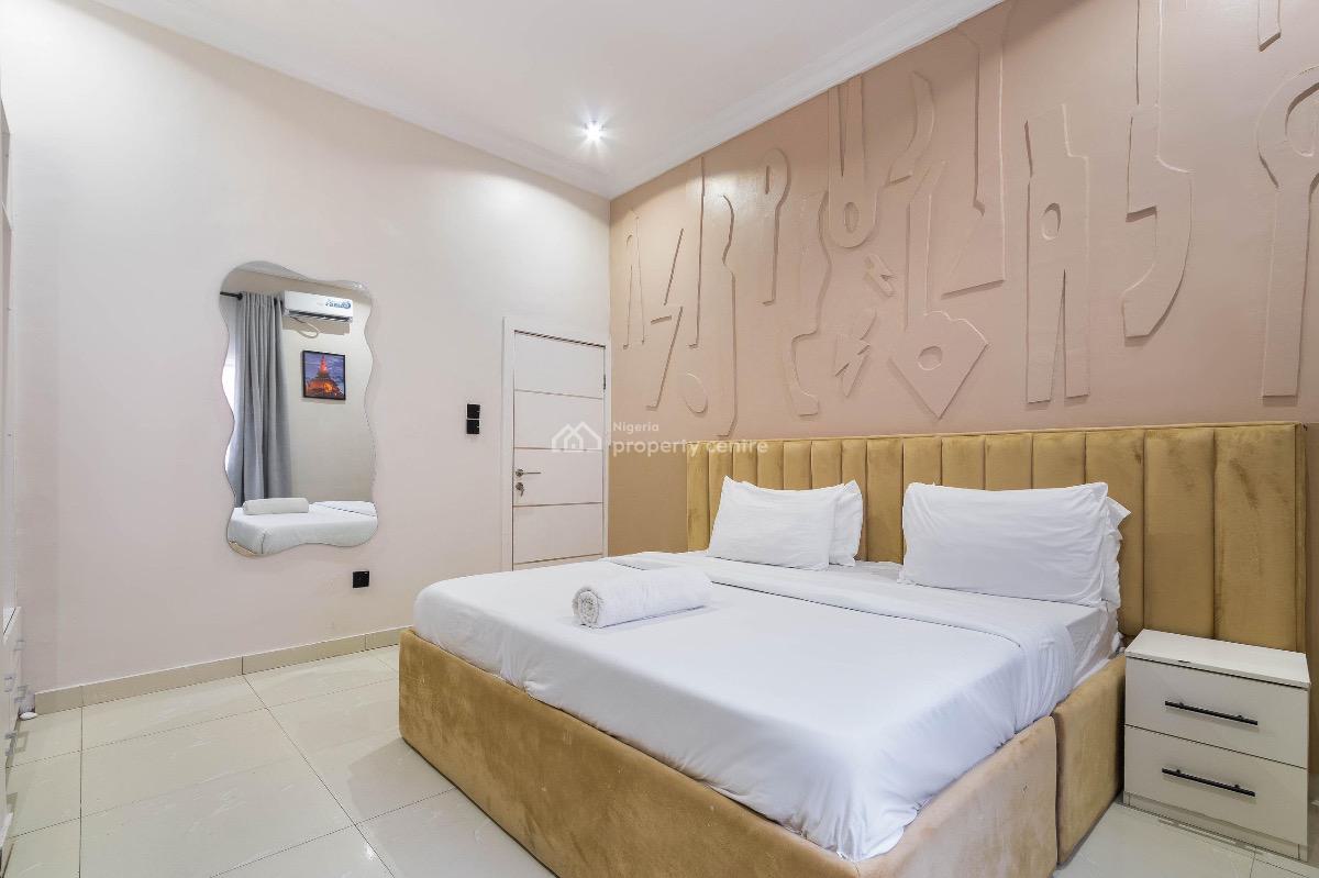 Book This Luxurious and Cozy 2/3 Bedroom Apartment, Lekki, Maruwa, Lekki Phase 1, Lekki, Lagos, Flat / Apartment Short Let