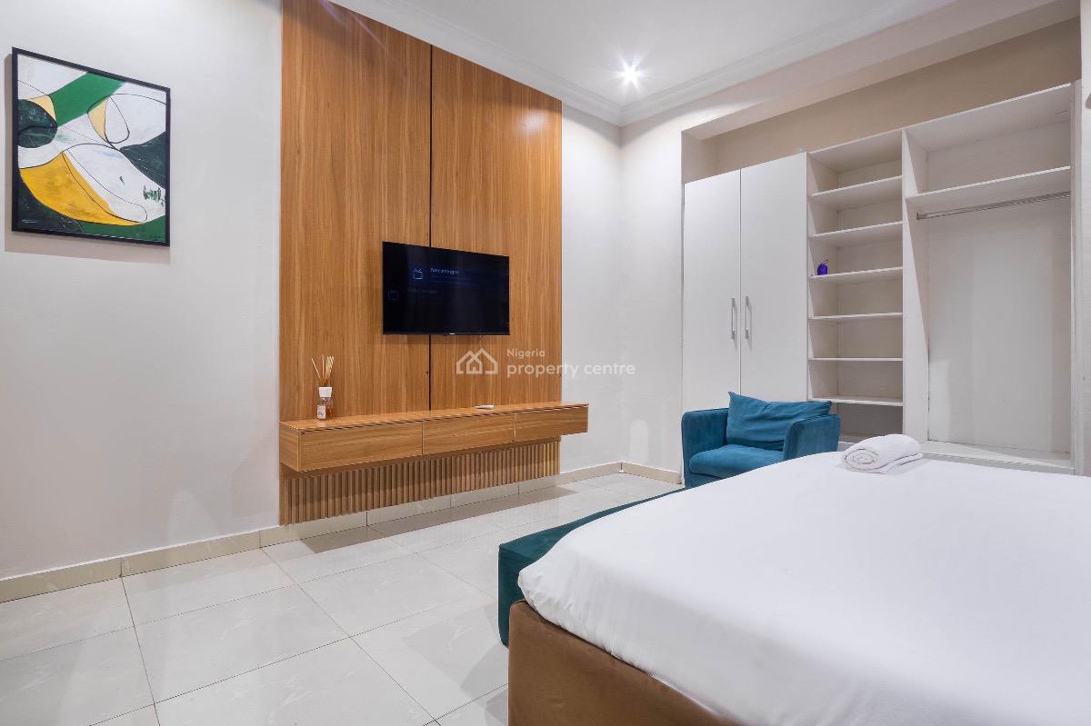 Book This Luxurious and Cozy 2/3 Bedroom Apartment, Lekki, Maruwa, Lekki Phase 1, Lekki, Lagos, Flat / Apartment Short Let