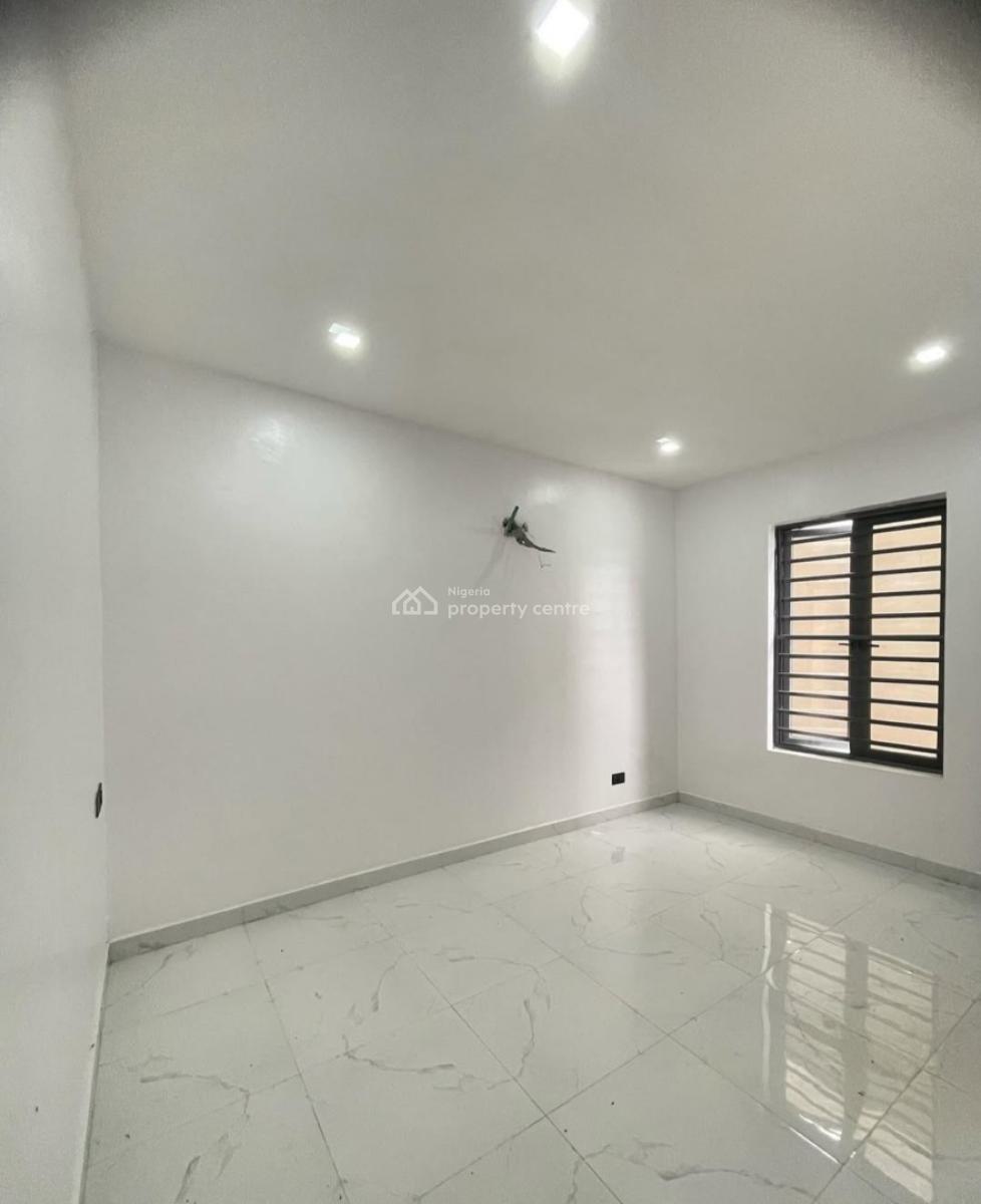 Serviced 2 Bedroom En-suite New Flat with Fitted Kitchen, Elevator, Op, Lekki Phase 1, Lekki, Lagos, Flat / Apartment for Rent
