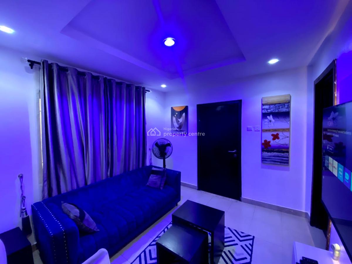 1 Bedroom Apartment, Omole Phase 1, Ikeja, Lagos, Flat / Apartment Short Let