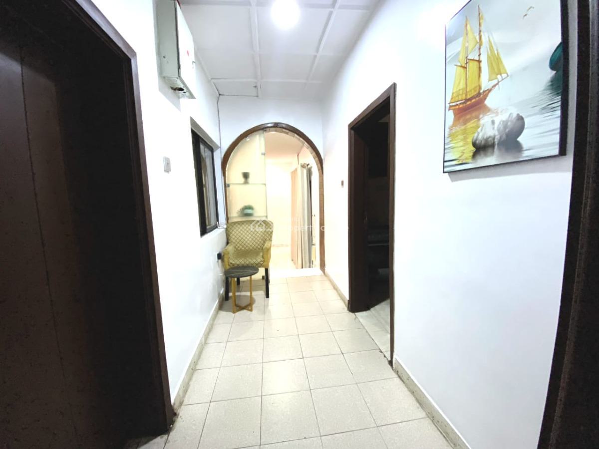 Well Furnished 2 Bedroom Apartment, Omole Phase 1, Ikeja, Lagos, Flat / Apartment Short Let