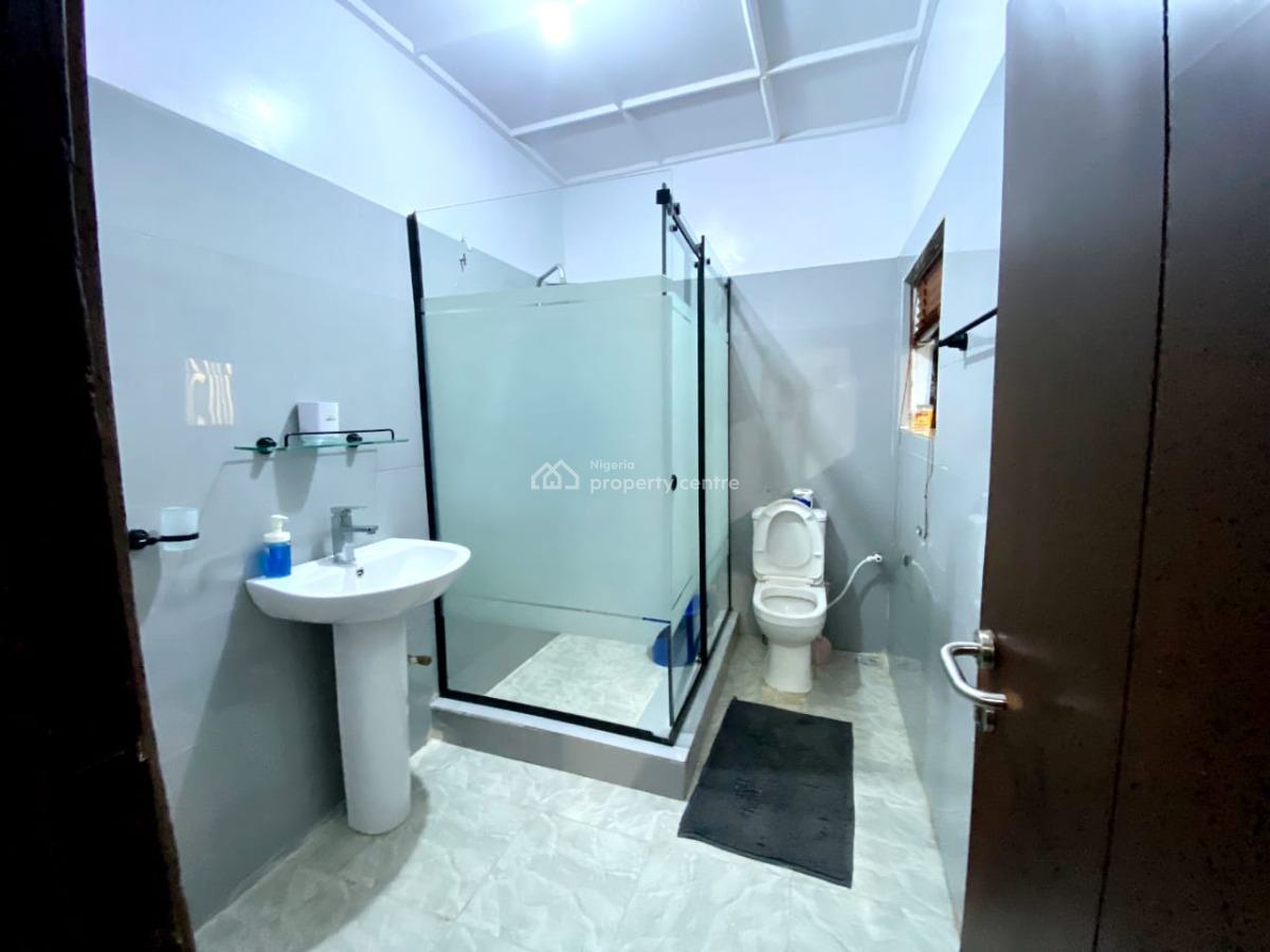 Well Furnished 2 Bedroom Apartment, Omole Phase 1, Ikeja, Lagos, Flat / Apartment Short Let