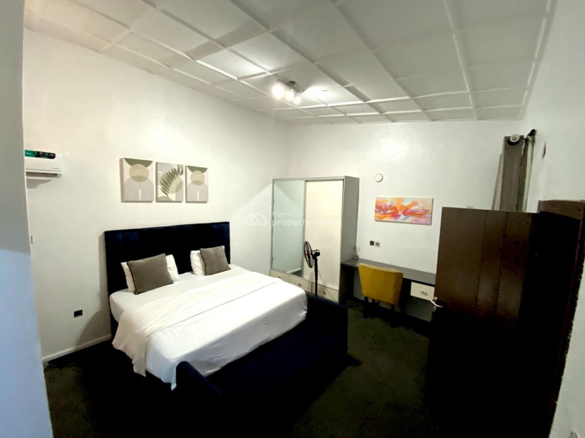 Well Furnished 2 Bedroom Apartment, Omole Phase 1, Ikeja, Lagos, Flat / Apartment Short Let