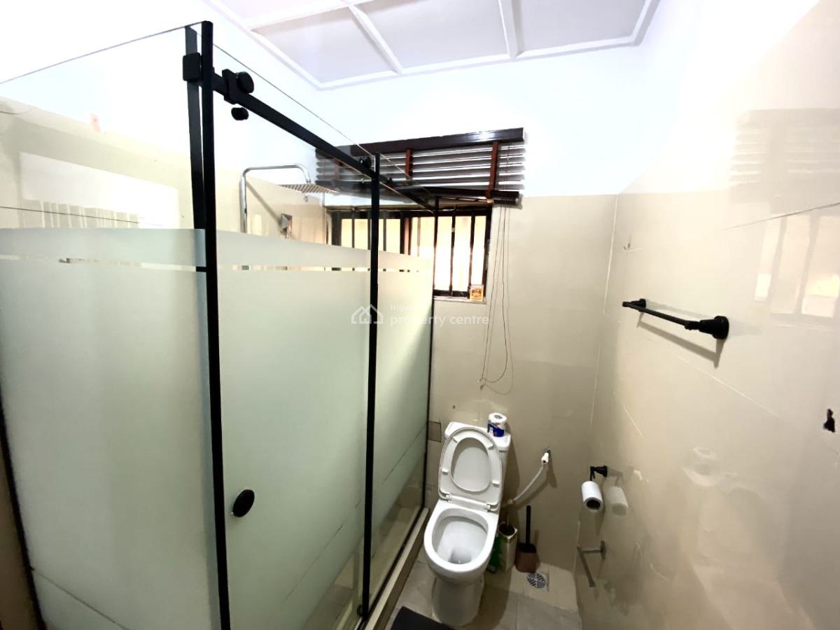 Well Furnished 2 Bedroom Apartment, Omole Phase 1, Ikeja, Lagos, Flat / Apartment Short Let