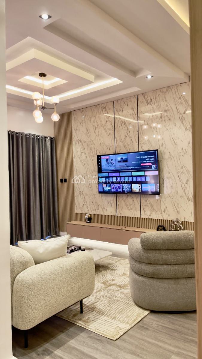 2 Bedrooms with Ps5, Pool and Gym, Ilasan New Road, Ilasan, Lekki, Lagos, Flat / Apartment Short Let