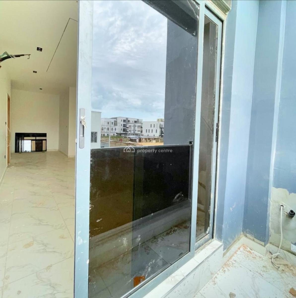 2 Bedroom Apartments with Gym, Swimming Pool -- Governors Consent, Off Aro Ologolo Road, Ologolo, Lekki, Lagos, Flat / Apartment for Sale