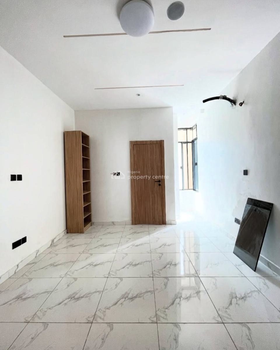 2 Bedroom Apartments with Gym, Swimming Pool -- Governors Consent, Off Aro Ologolo Road, Ologolo, Lekki, Lagos, Flat / Apartment for Sale