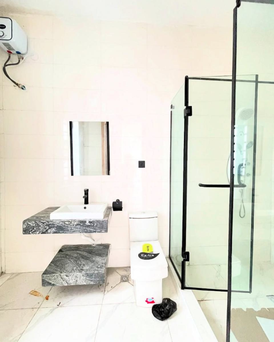 2 Bedroom Apartments with Gym, Swimming Pool -- Governors Consent, Off Aro Ologolo Road, Ologolo, Lekki, Lagos, Flat / Apartment for Sale