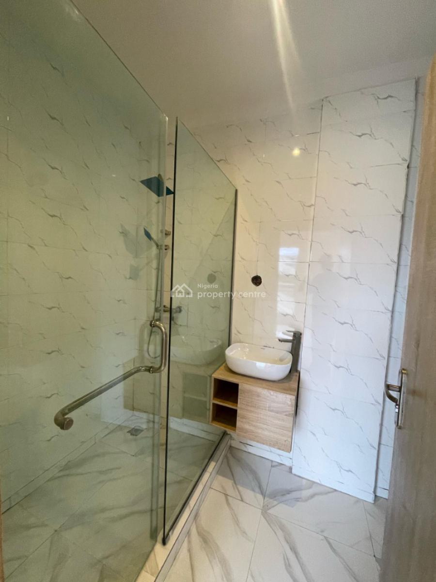 3 Bedroom Apartment with a Bq, Chevron, Lekki, Lagos, Flat / Apartment for Sale