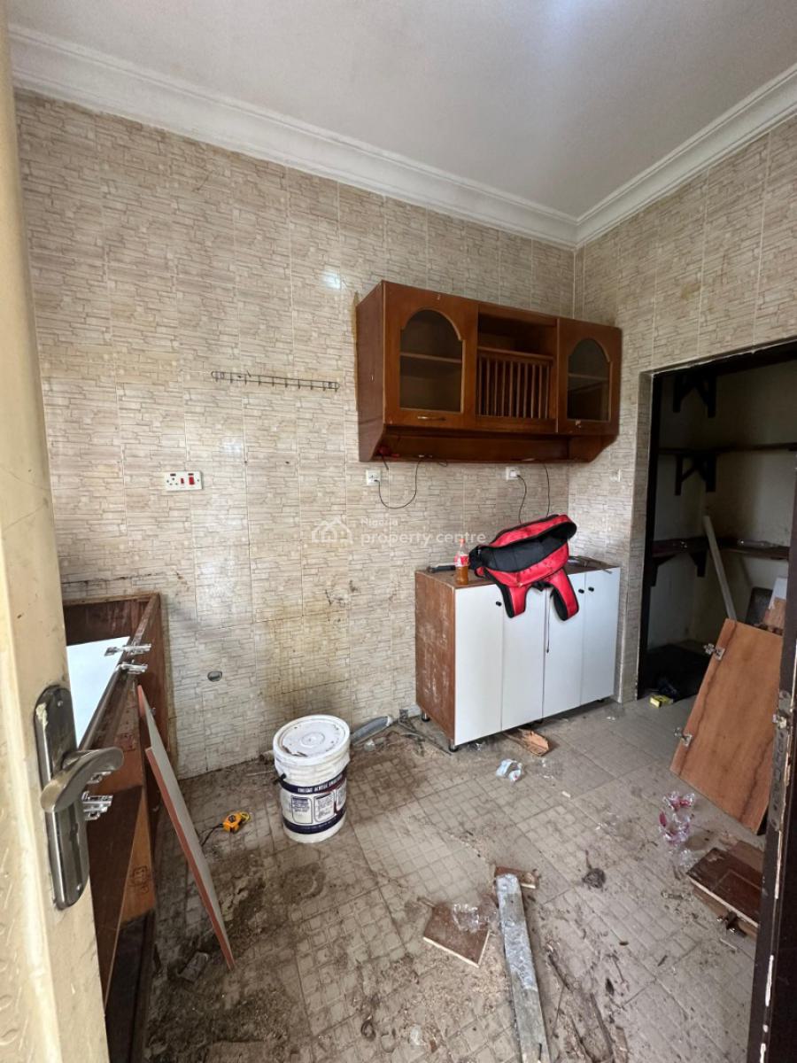 Well Finished 2bedroom Flat, Close to Beger Yard Lifecamp, Life Camp, Abuja, Flat / Apartment for Rent