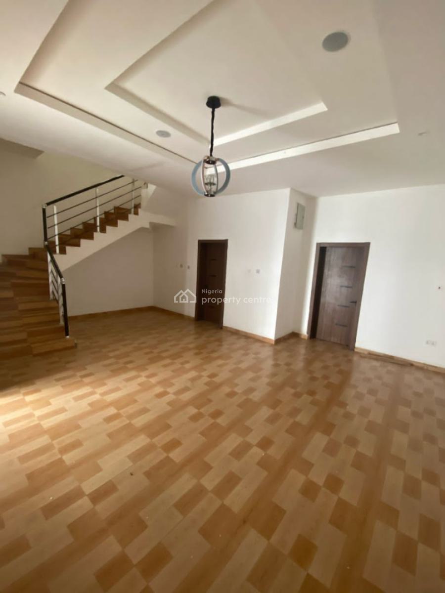 Sharp 4 Bedroom Terrace Duplex in an Estate, Orchid Road., Lekki, Lagos, Flat / Apartment for Rent