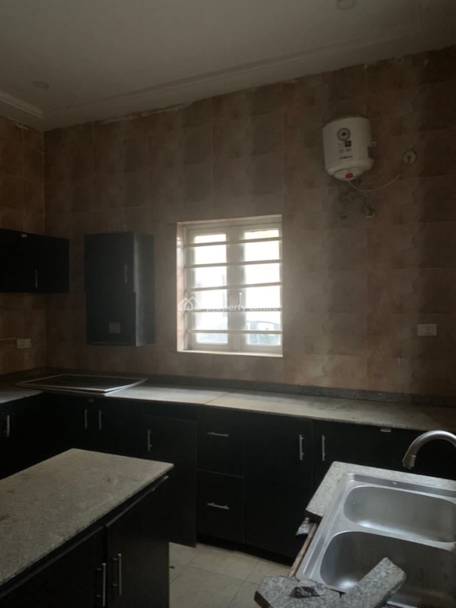 Nice Secure Estate Luxury 3 Bedroom Semi Detached Duplex with Bq, Ologolo Lekki, Lekki, Lagos, Semi-detached Duplex for Sale