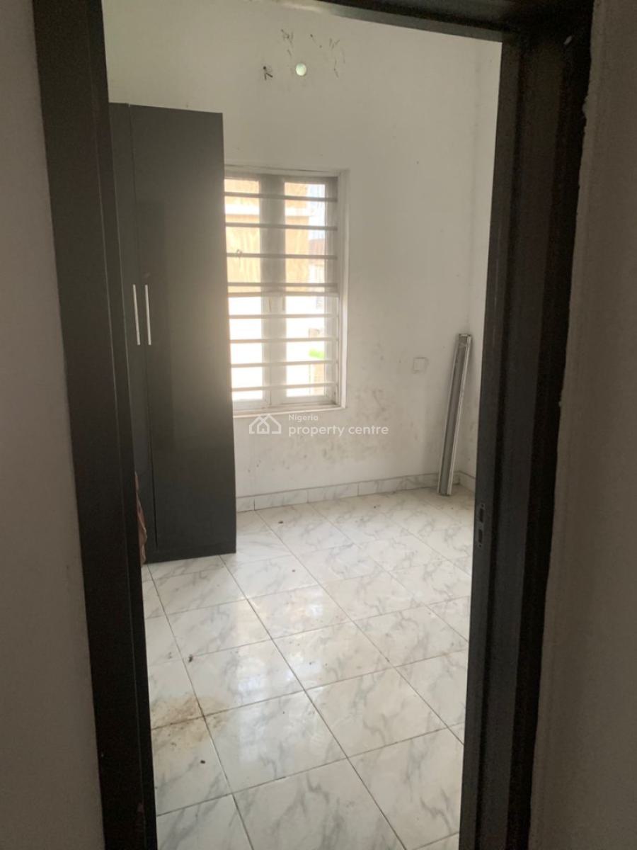 Nice Secure Estate Luxury 3 Bedroom Semi Detached Duplex with Bq, Ologolo Lekki, Lekki, Lagos, Semi-detached Duplex for Sale