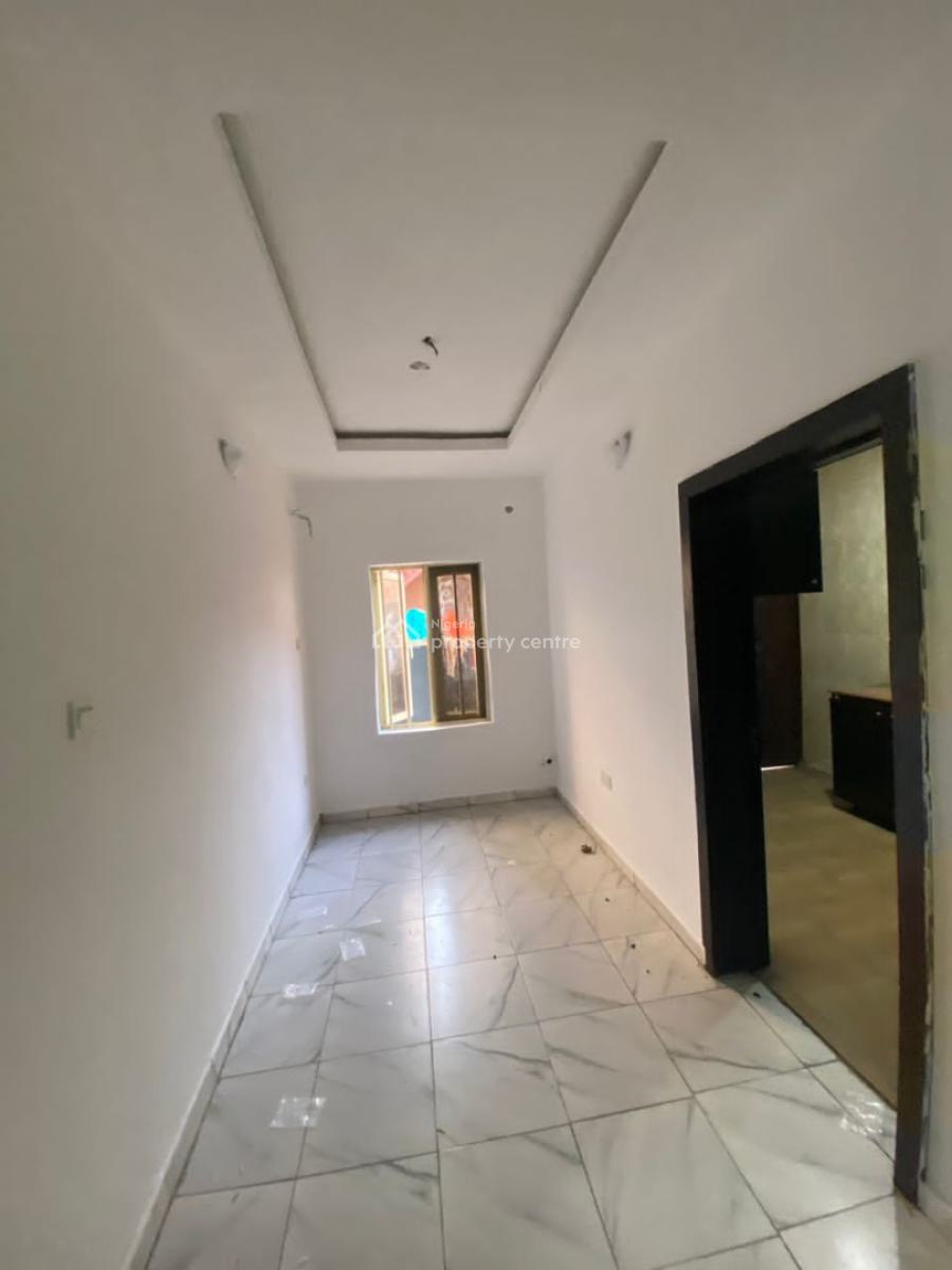 Executive 2bedrooms Luxury Apartment, Badore Road, Ajah, Lagos, Flat / Apartment for Rent