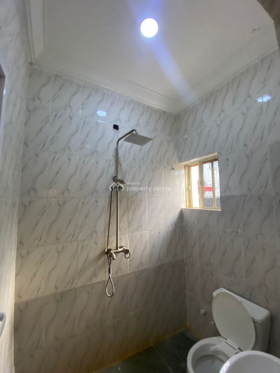 Executive 2bedrooms Luxury Apartment, Badore Road, Ajah, Lagos, Flat / Apartment for Rent