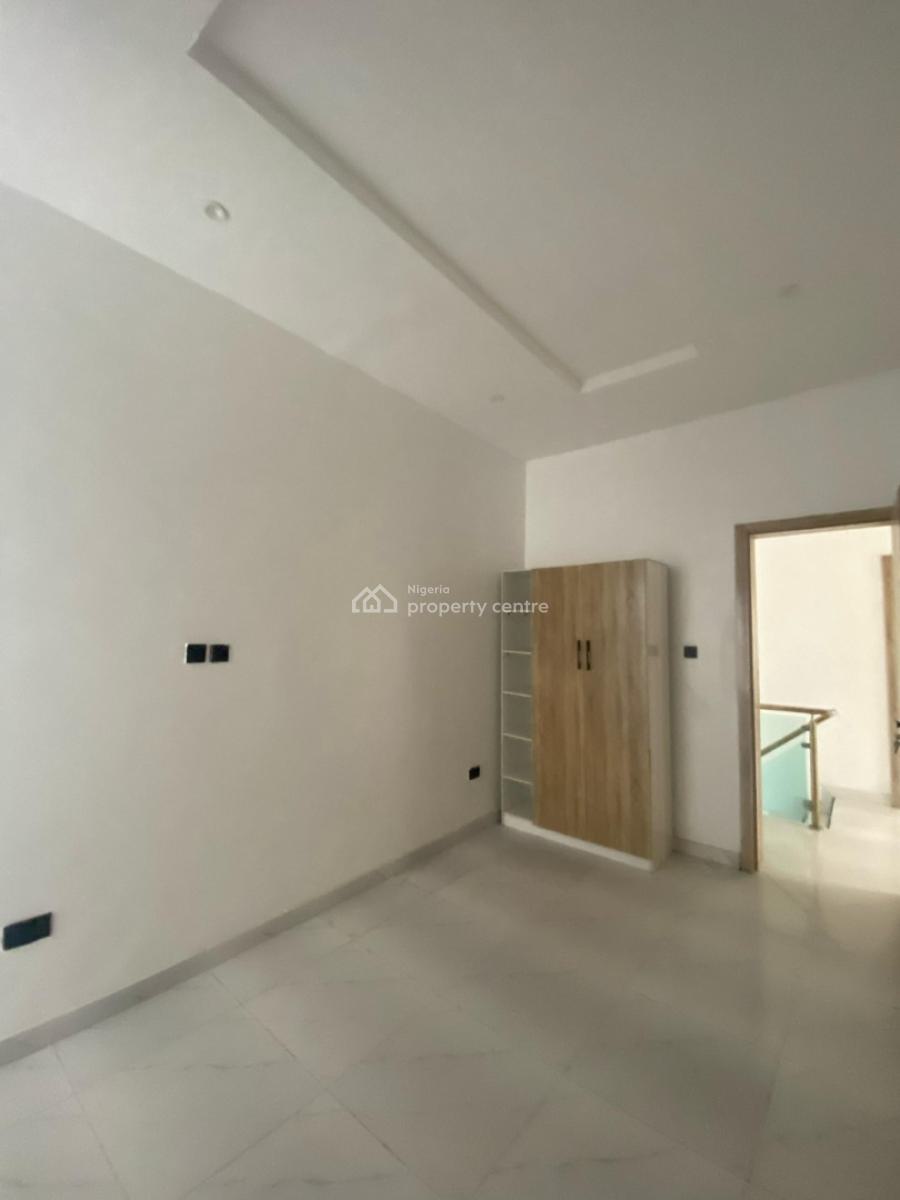 Exquisite Luxury Home in Agungi, Agungi, Lekki, Lagos, Semi-detached Duplex for Sale