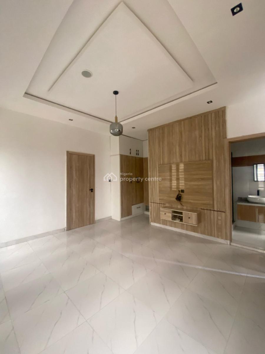 Exquisite Luxury Home in Agungi, Agungi, Lekki, Lagos, Semi-detached Duplex for Sale