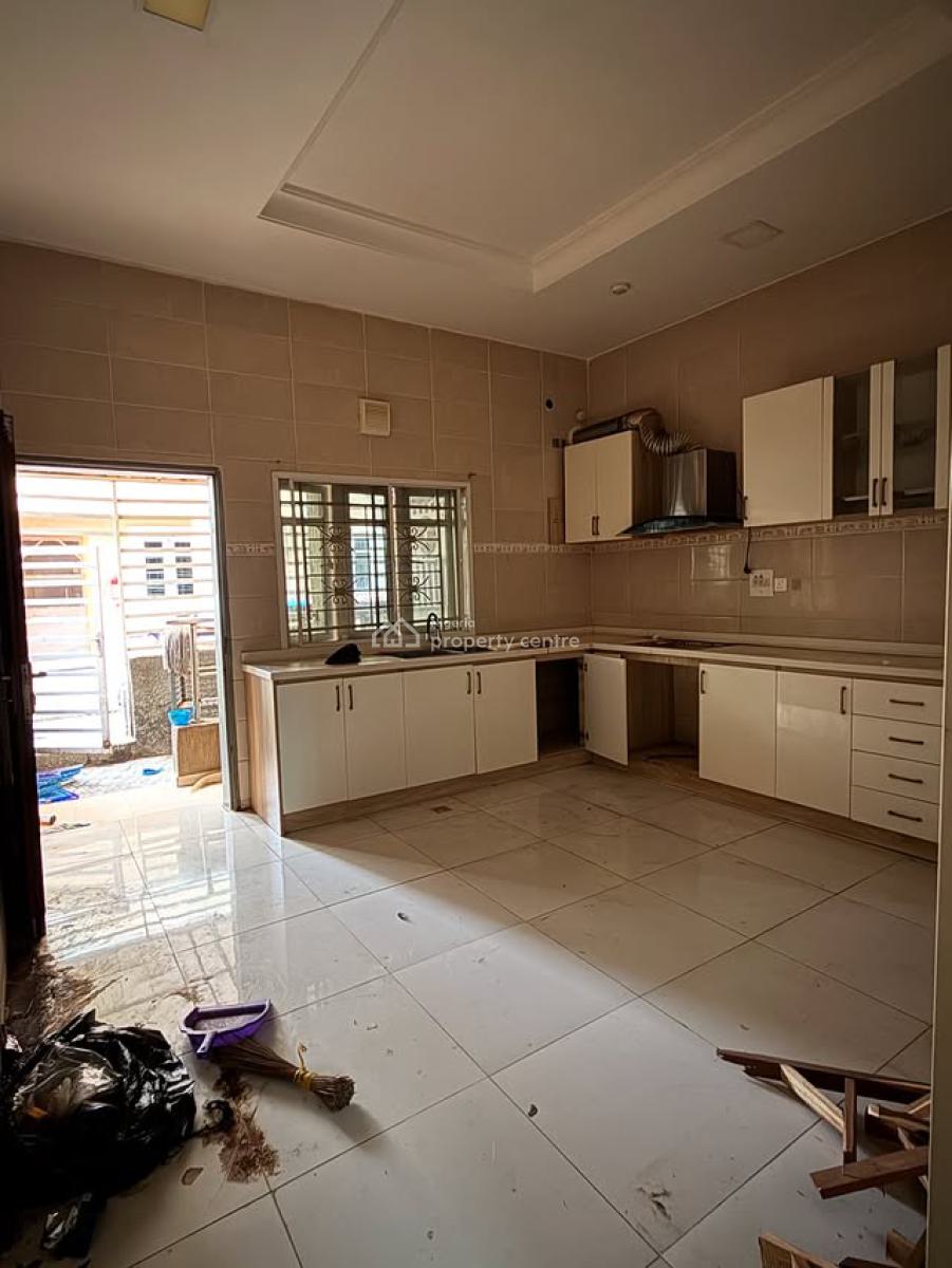 Spacious 4 Bedroom Terrace Duplex with a Room Bq, Jabi, Abuja, Terraced Duplex for Rent