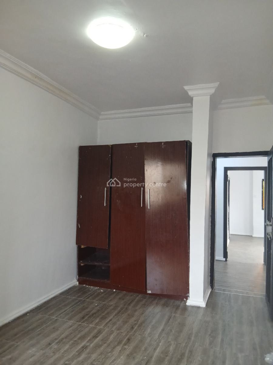 Lovely Executive Three Bedroom, Yaba, Lagos, Flat / Apartment for Rent