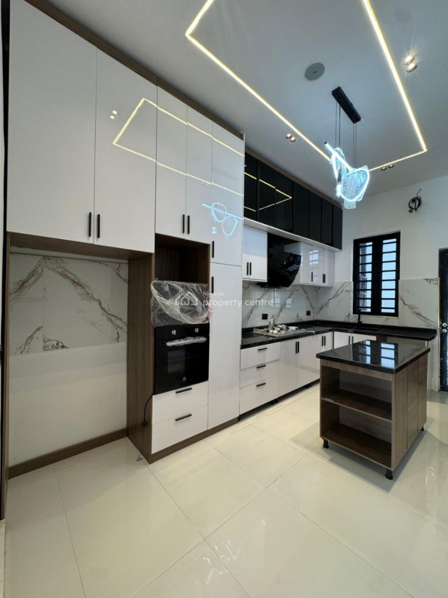 Stunning 4 Bedroom Semi-detached Duplex with a Bq, Ajah, Lagos, Semi-detached Duplex for Sale