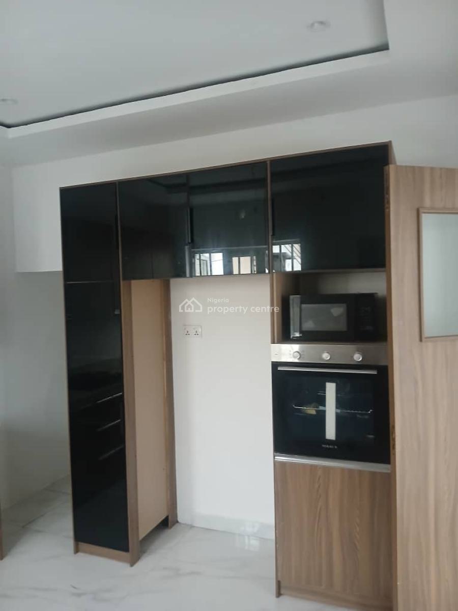 Luxury 4 Bedrooms Terrace Duplex at Lekki Phase 1 ( Lekki Proper ), Lekki Phase 1, Lekki, Lagos, Terraced Duplex for Rent