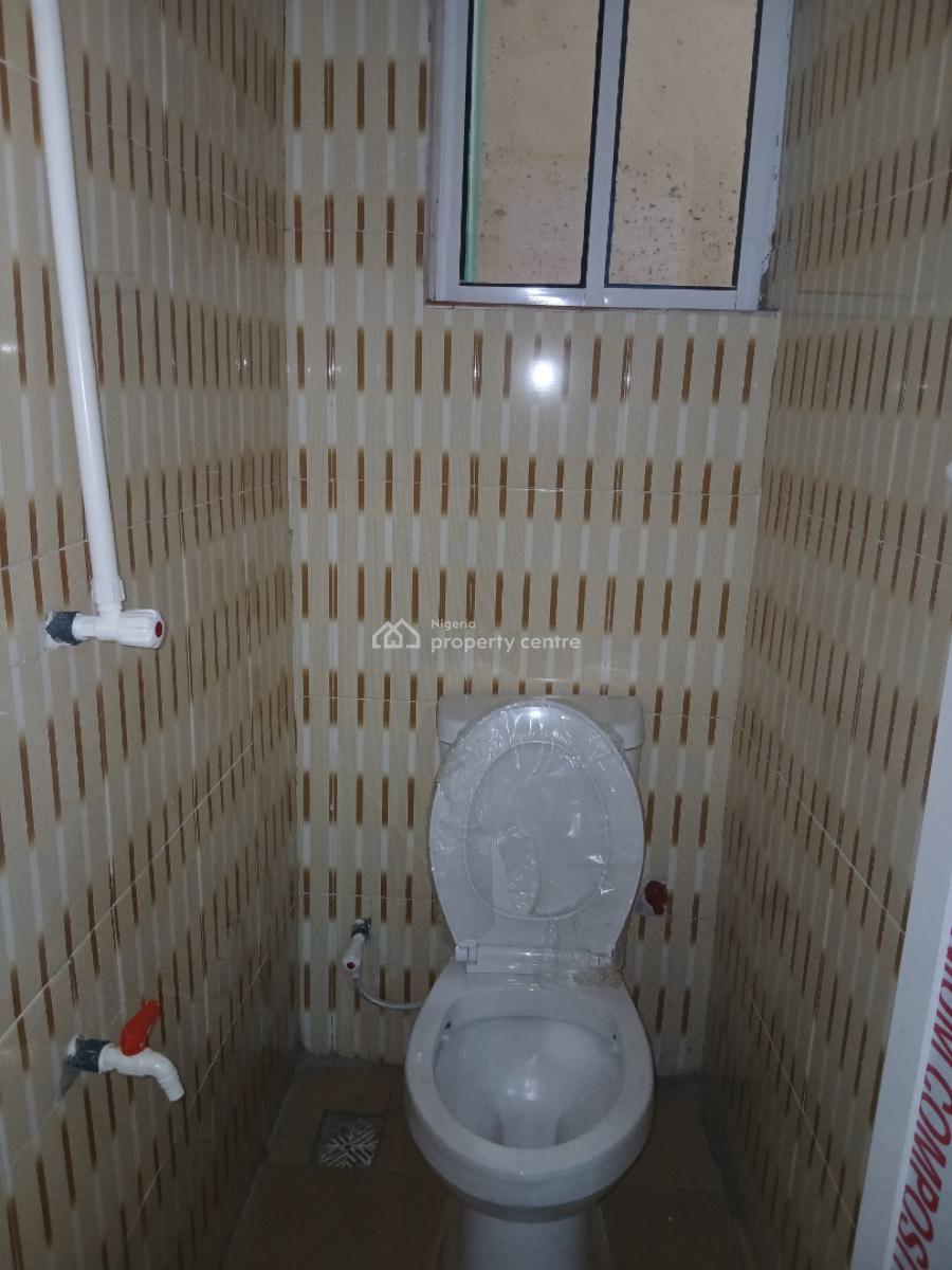 Very Beautiful Serene Self, Yaba, Lagos, Self Contain (single Rooms) for Rent