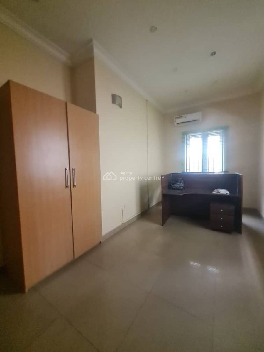 5 Bedrooms Semi Detached with a Bq in a Serene and Gated Estate Idado, Idado, Lekki, Lagos, Semi-detached Duplex for Rent
