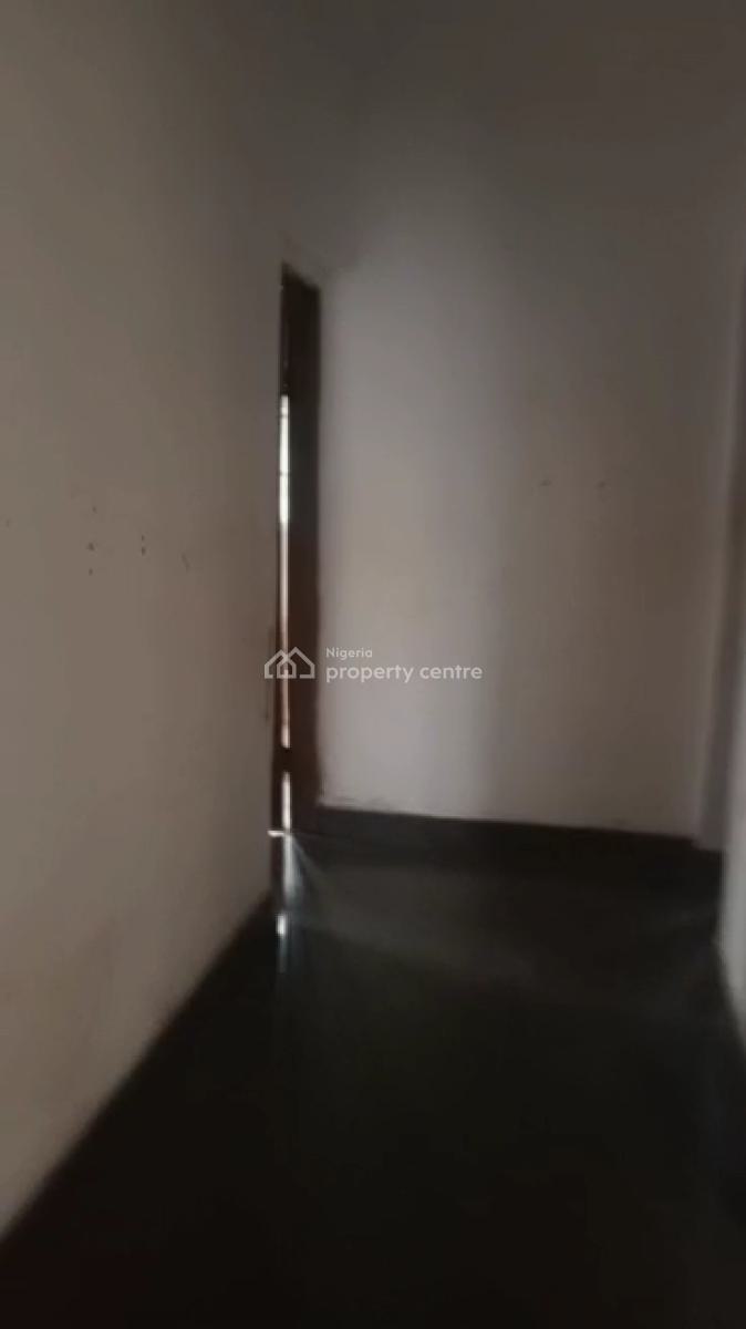 Executive 3 Bedroom Flat Pop, Iroko Estate, Isheri Olofin. Lasu- Igando Road., Igando, Ikotun, Lagos, Flat / Apartment for Rent