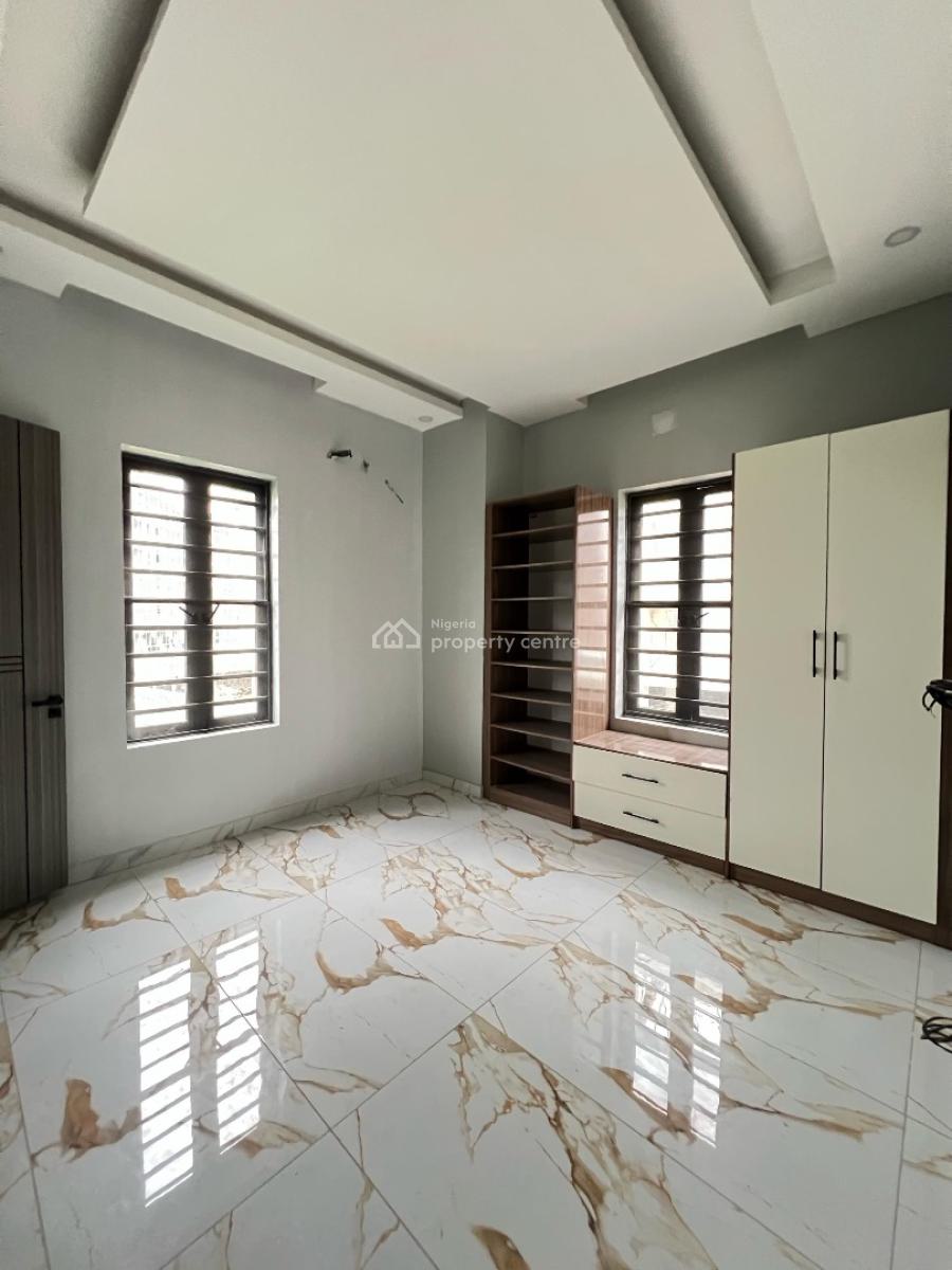 Affordable 2 Bedroom Apartment Bedroom, Lekki Phase 1, Lekki, Lagos, House for Sale