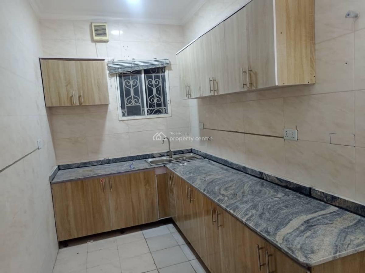 Luxury 2/3 Bedrooms Apartment with Balcony, Lekki Phase 1, Lekki, Lagos, Flat / Apartment for Rent