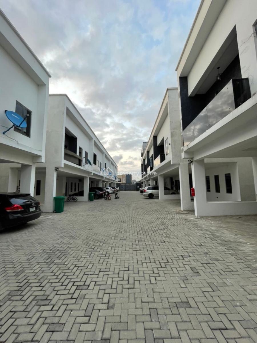Luxuriously Furnished 4bedroom Terrace Duplex in a 24/7 Light Estate, Empire Terraces, By Mobil Roa, Ilaje, Ajah,, Ajah, Lagos, Terraced Duplex for Rent