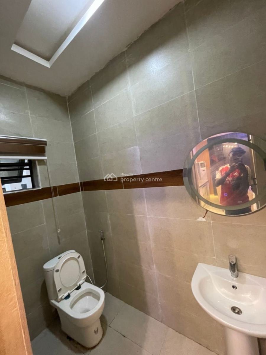 Luxuriously Furnished 4bedroom Terrace Duplex in a 24/7 Light Estate, Empire Terraces, By Mobil Roa, Ilaje, Ajah,, Ajah, Lagos, Terraced Duplex for Rent